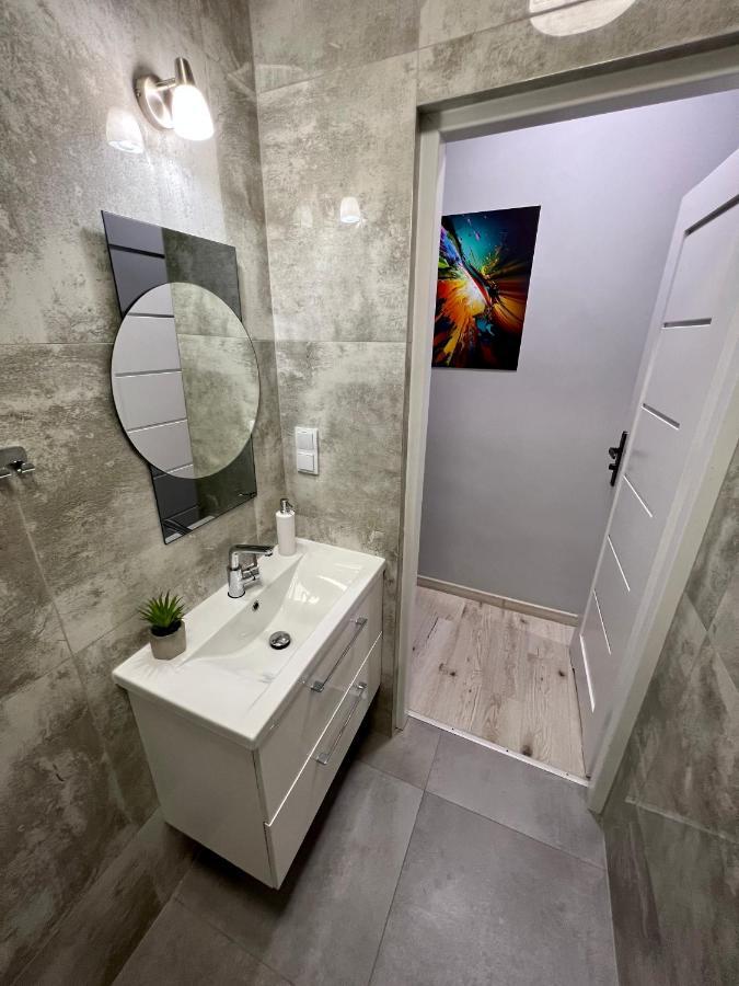 Apartamenty Koktajlove Kielce Ngoại thất bức ảnh