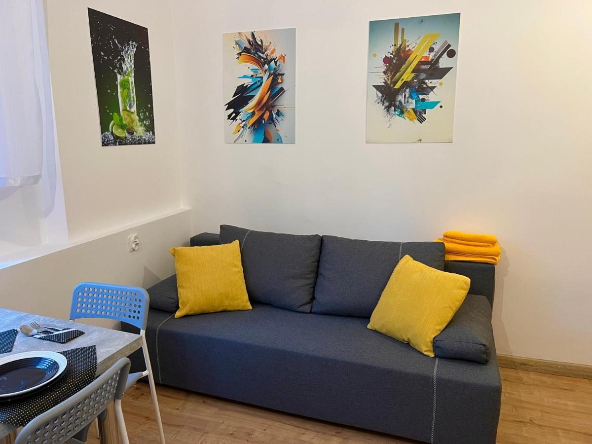Apartamenty Koktajlove Kielce Ngoại thất bức ảnh