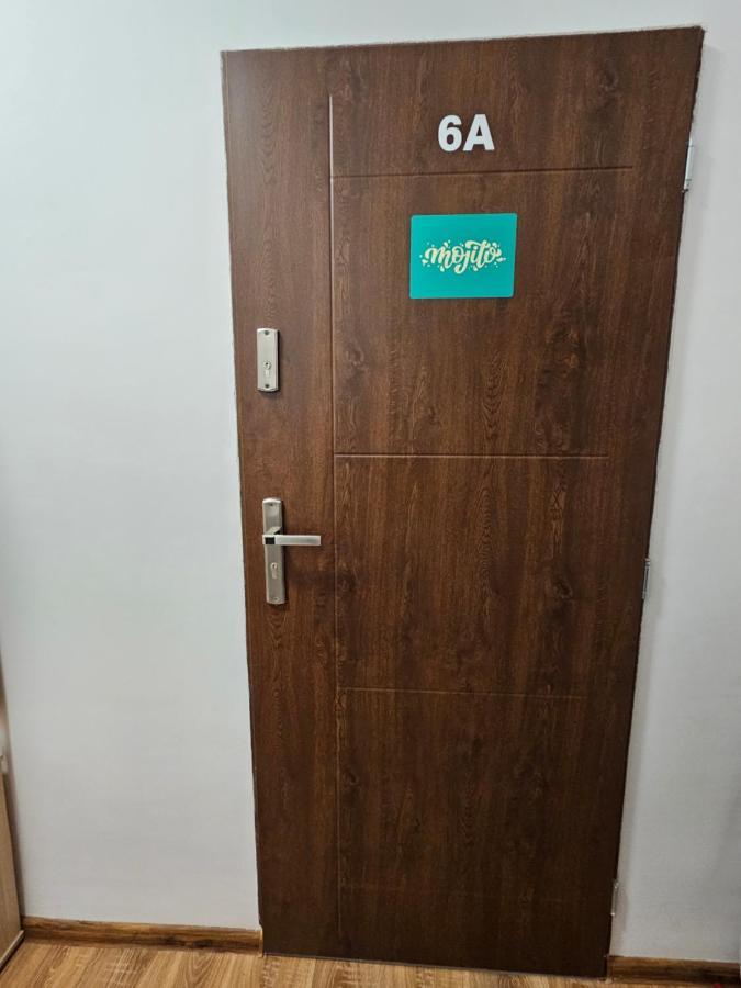 Apartamenty Koktajlove Kielce Ngoại thất bức ảnh