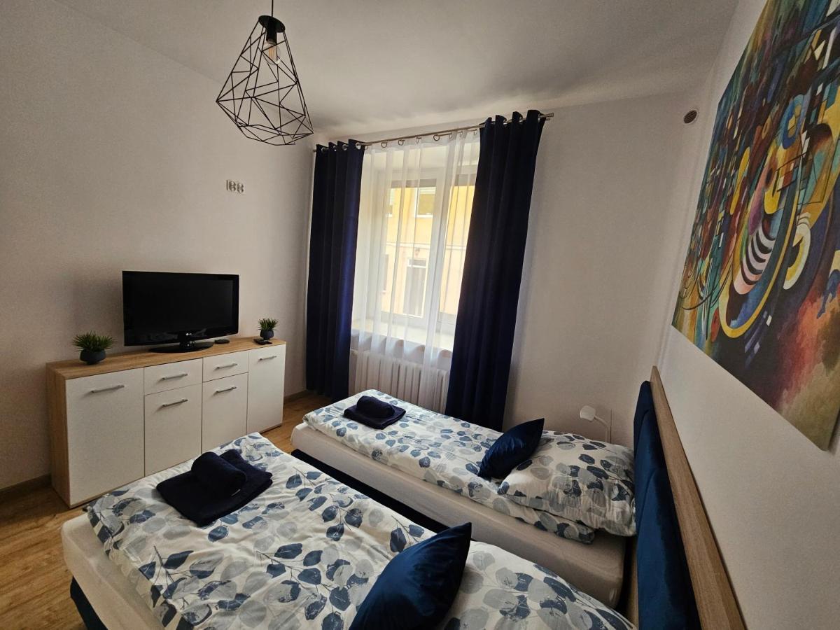 Apartamenty Koktajlove Kielce Ngoại thất bức ảnh
