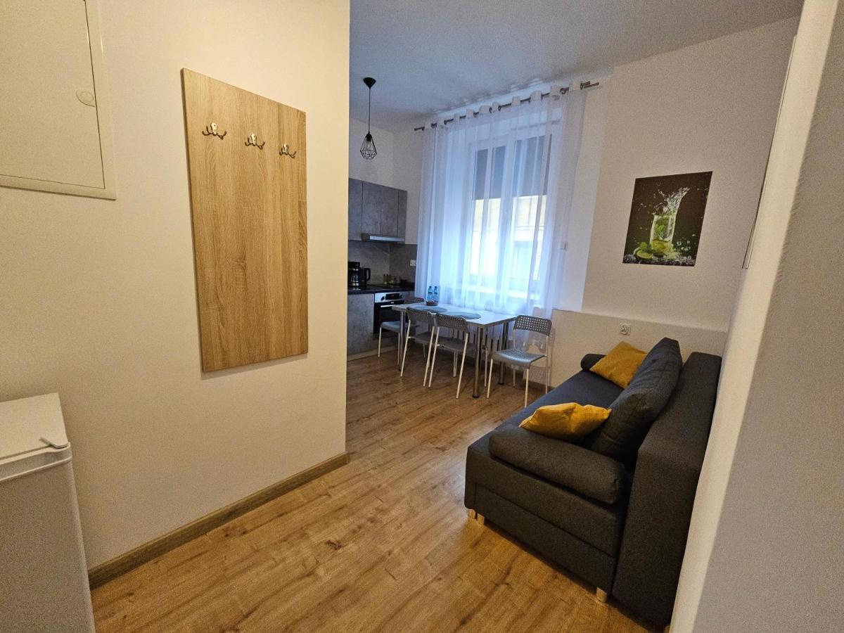 Apartamenty Koktajlove Kielce Ngoại thất bức ảnh