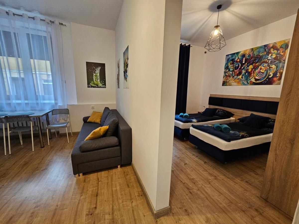 Apartamenty Koktajlove Kielce Ngoại thất bức ảnh